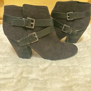 Carlos Santana Boots Womens Black Suede Heels Size 8M